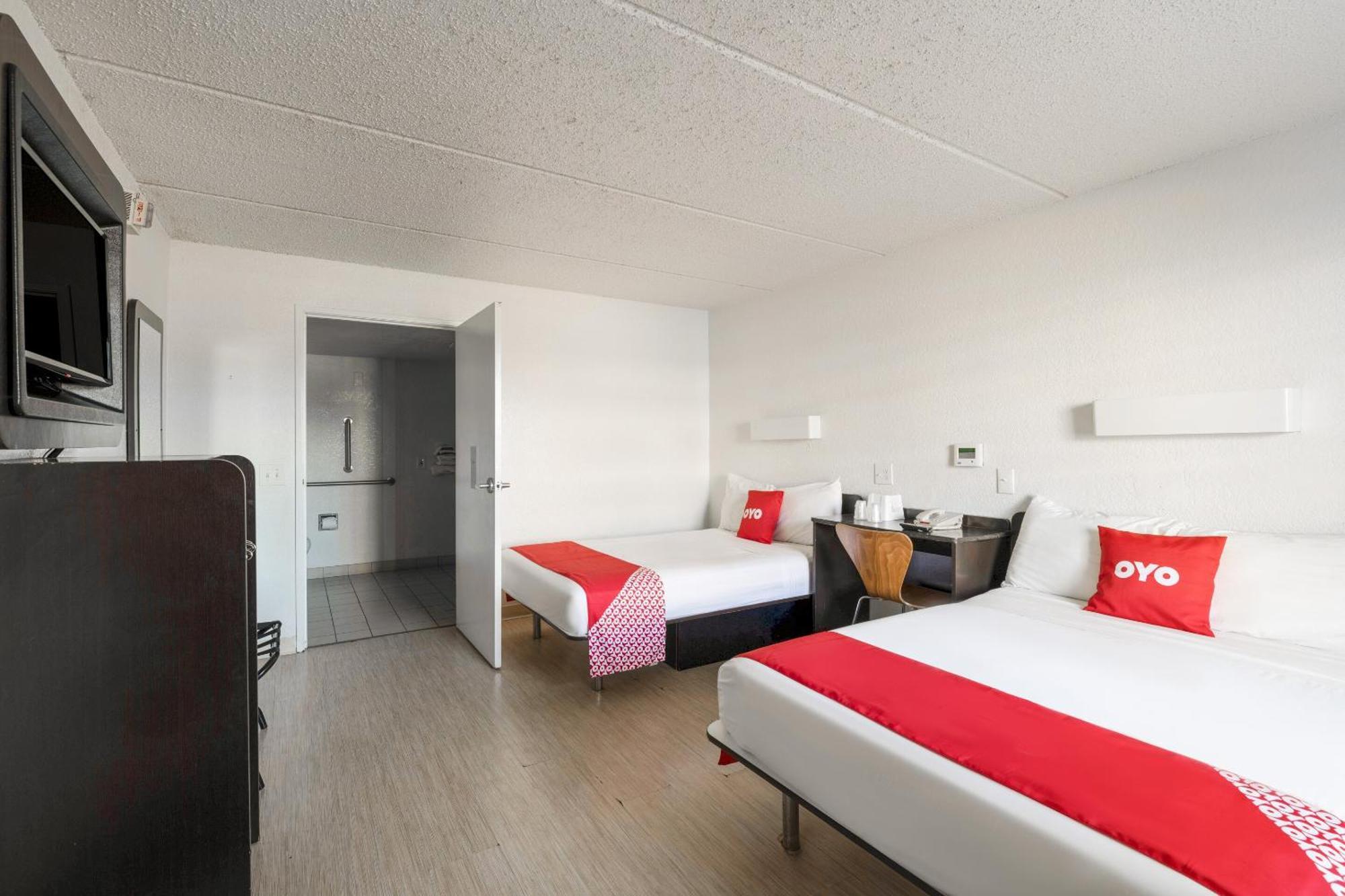 Oyo Hotel Houston Katy Freeway Ngoại thất bức ảnh