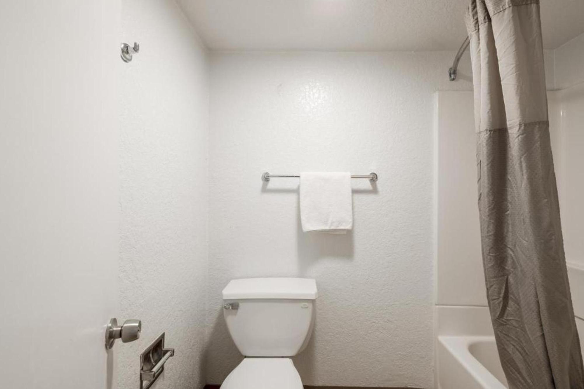 Oyo Hotel Houston Katy Freeway Ngoại thất bức ảnh