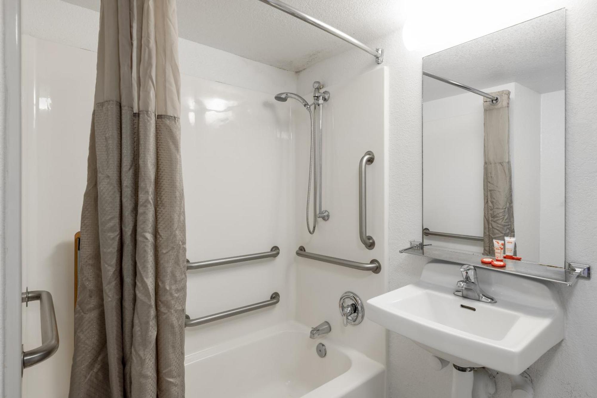 Oyo Hotel Houston Katy Freeway Ngoại thất bức ảnh