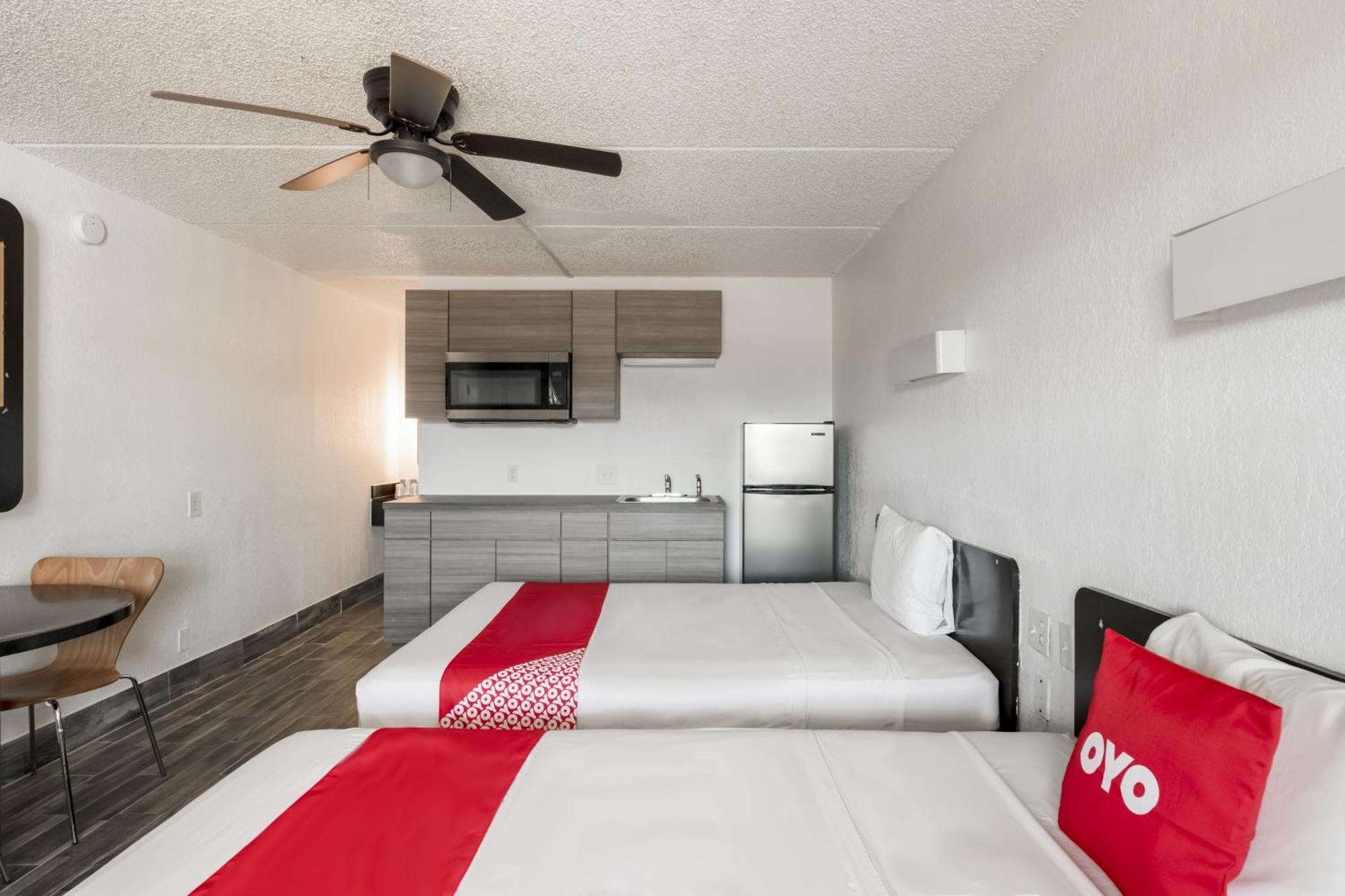 Oyo Hotel Houston Katy Freeway Ngoại thất bức ảnh